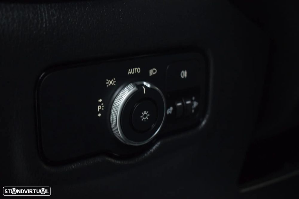 Mercedes-Benz Vito - 15
