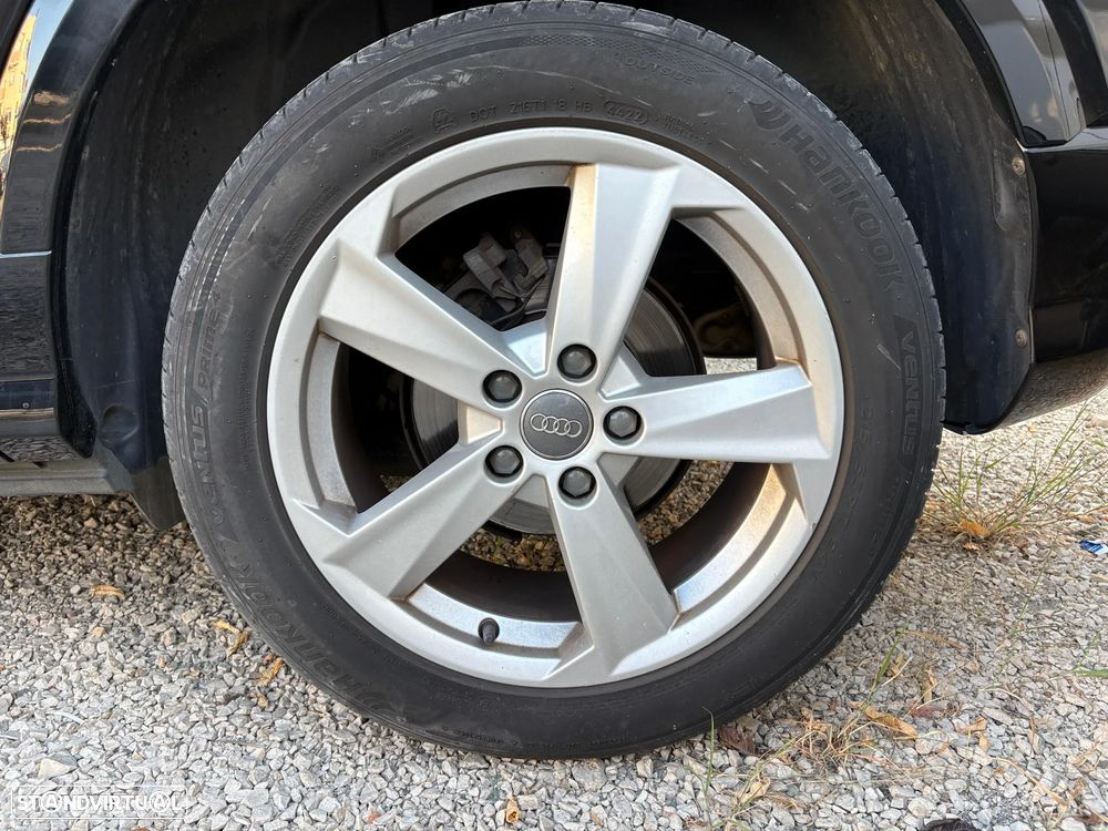 Audi Q2 30 TDI - 10