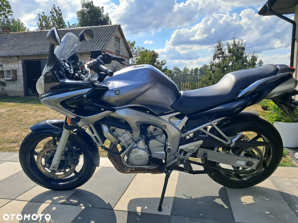 Yamaha FZ6 - 2
