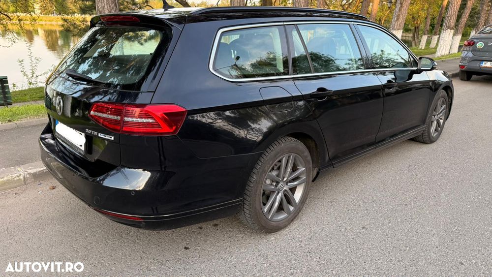 Volkswagen Passat 2.0 TDI DSG Comfortline - 4