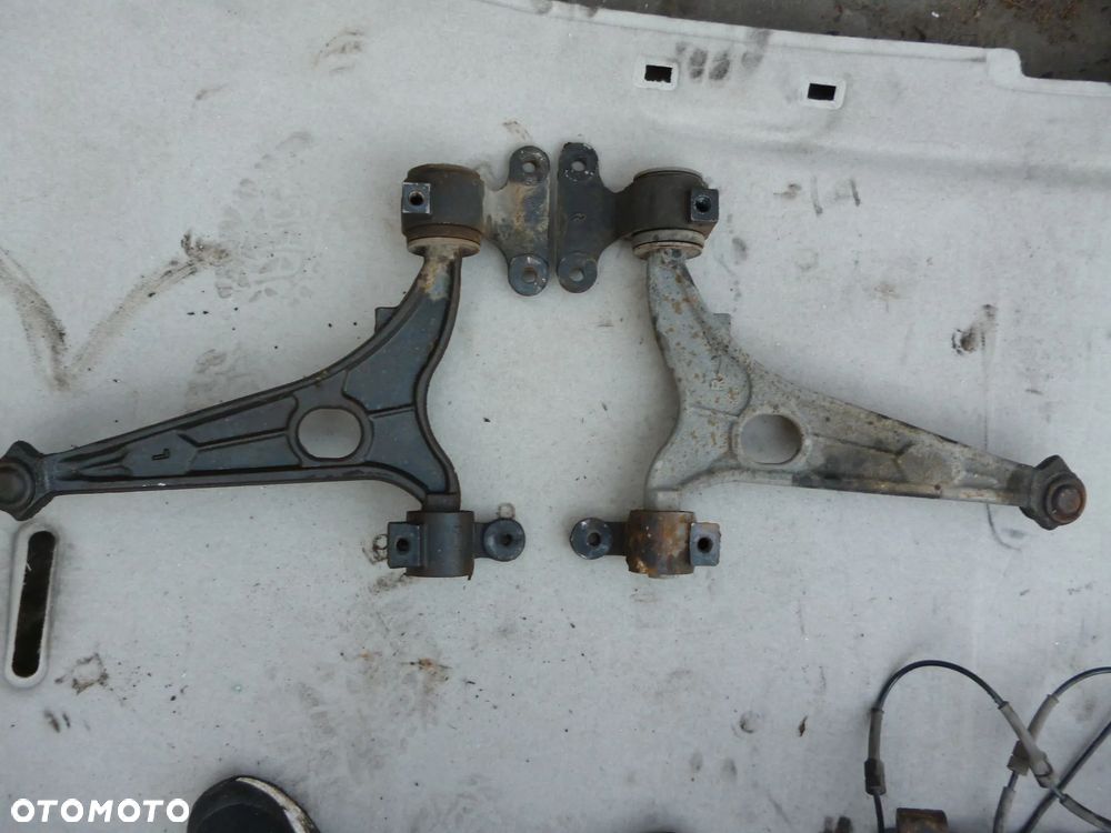 PEUGEOT 807 WAHACZ PRAWY LUB LEWY - 2