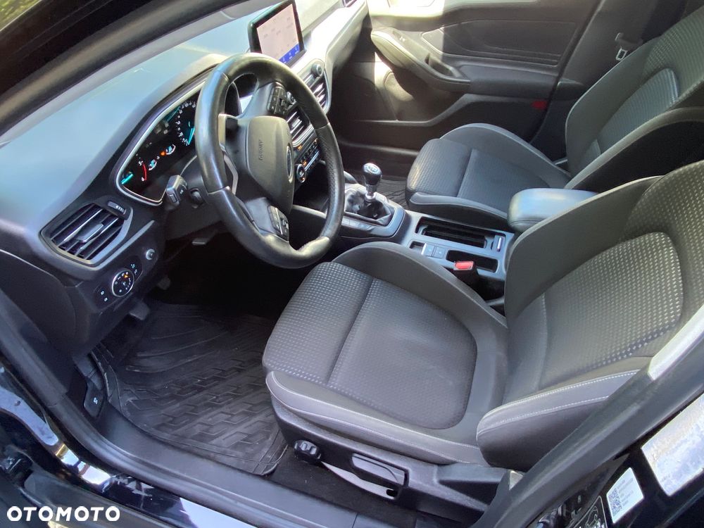 Ford Focus 1.5 EcoBlue STart-Stopp-System TITANIUM - 14