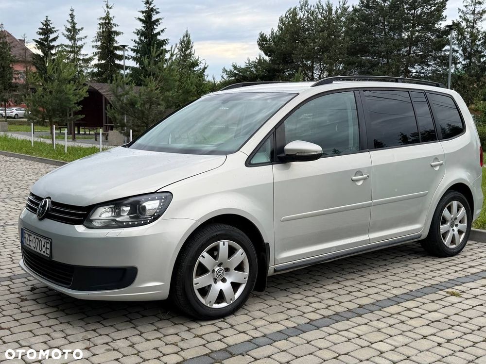 Volkswagen Touran - 4