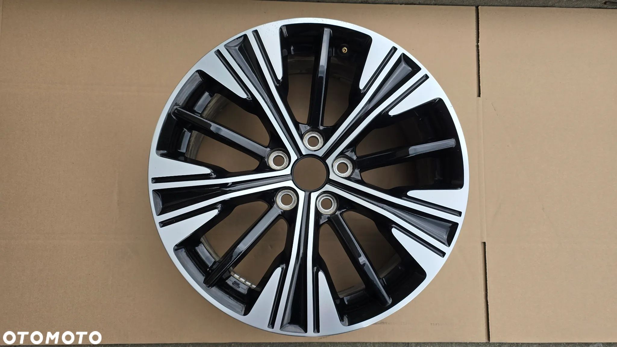 Mitsubishi ASX 20- Eclipse Cross Outlander Felga Aluminiowa 18 cali  J18x7J 5x114,3 ET38 - 1