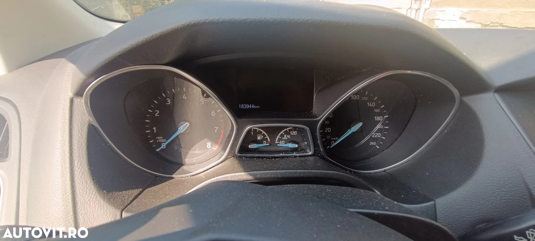 Ford Focus 1.0 EcoBoost Start-Stopp-System TITANIUM - 7