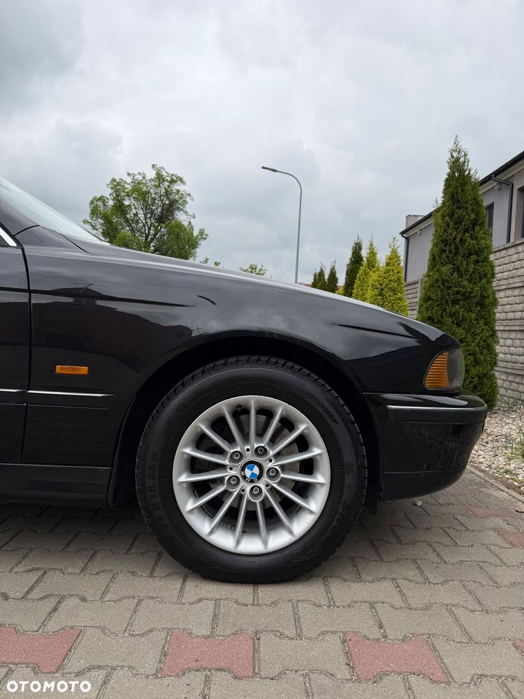 BMW Seria 5 520i - 12