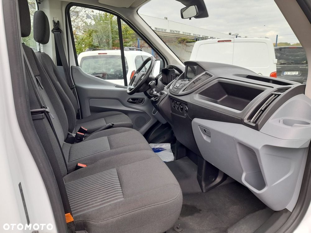 Ford Transit - 8