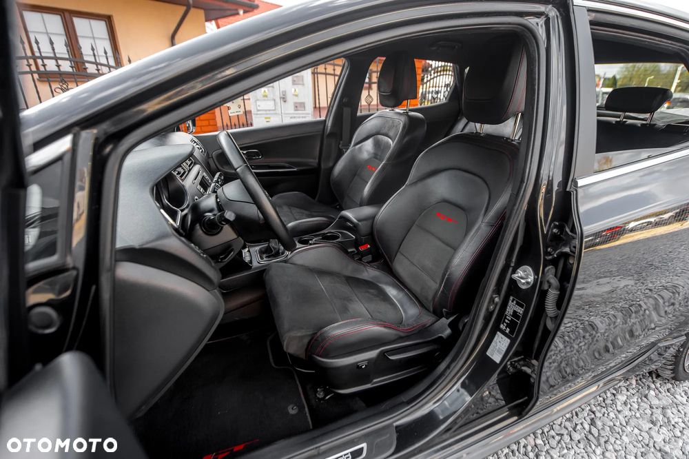 Kia Ceed Cee'd 1.6 T-GDI GT - 18