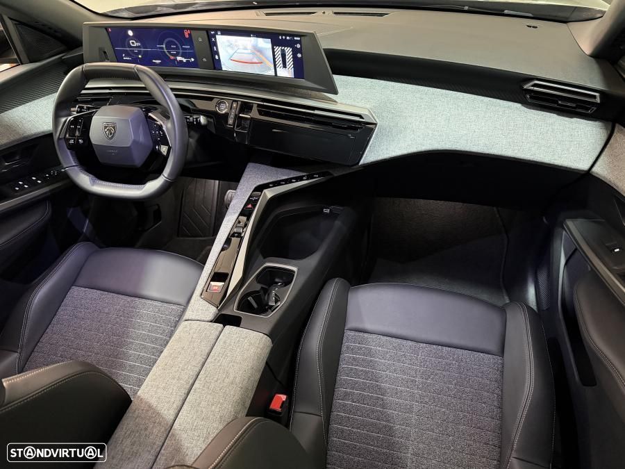 Peugeot 5008 1.2 Hybrid Allure Pack e-DCS6 - 26