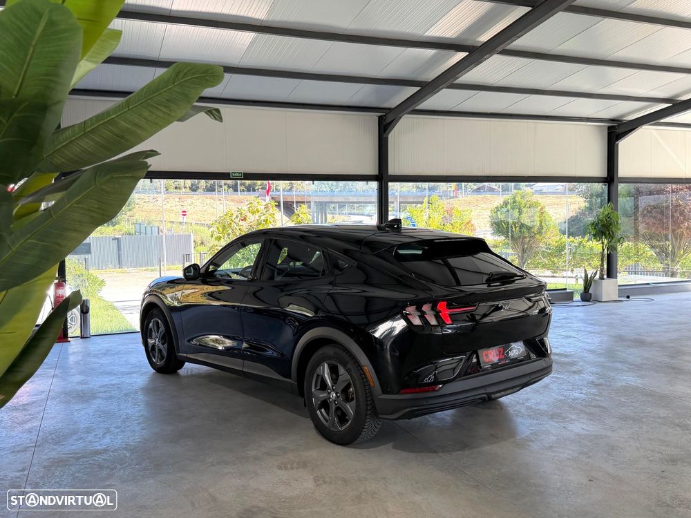 Ford Mustang Mach-E Standard - 13