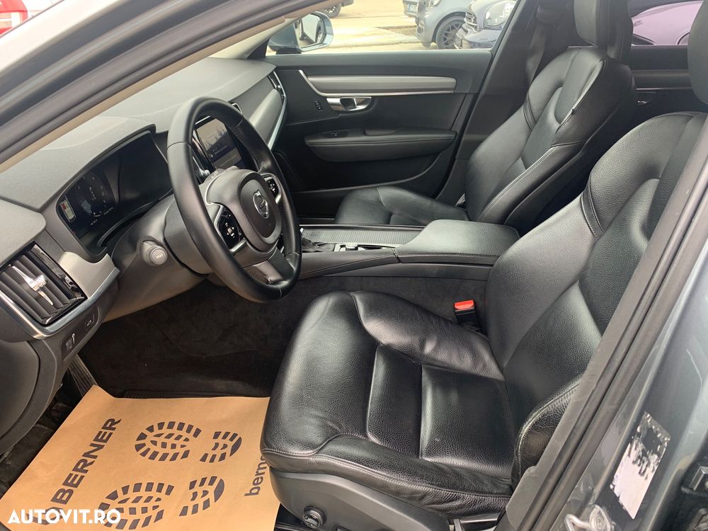 Volvo V90 D5 AWD Geartronic Momentum - 4