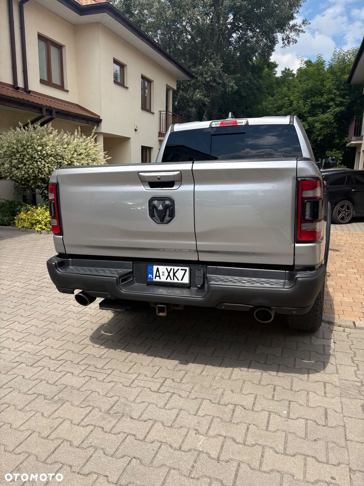 RAM 1500 Crew Cab Shortbed Rebel - 18