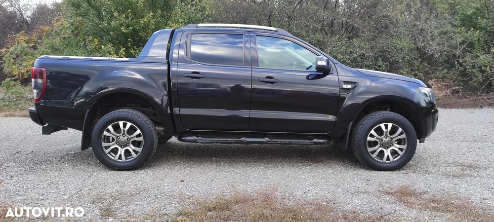Ford Ranger 4x4 Cabina Dubla WILDTRACK Aut. - 31