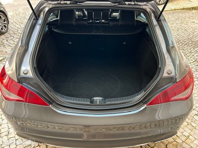 Mercedes-Benz CLA 180 d Shooting Brake Urban - 19