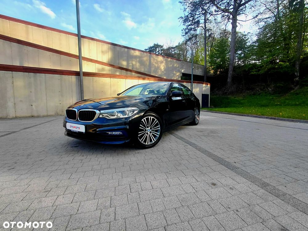 BMW Seria 5 525d Sport Line - 31