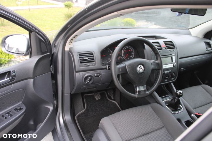 Volkswagen Golf 1.9 TDI Comfortline - 9