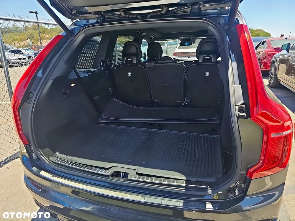 Volvo XC 90 T8 AWD Plug-In Hybrid R-Design 7os - 6