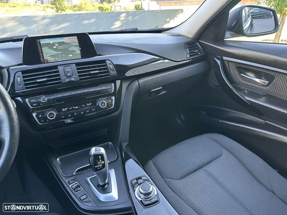 BMW 320 d Line Sport Auto - 32
