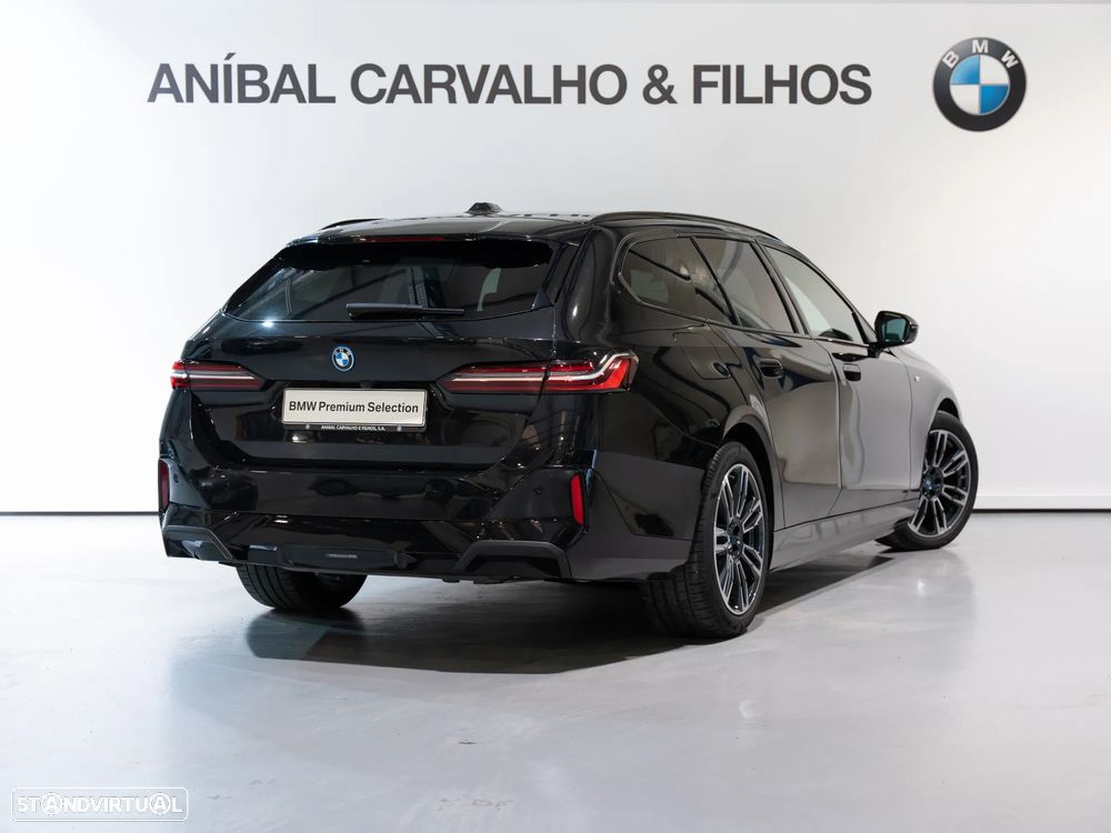 BMW 530 e Pack Desportivo M - 3