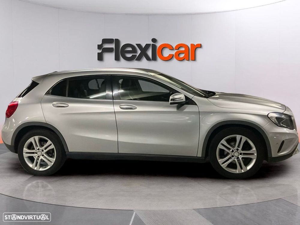 Mercedes-Benz GLA 180 CDI Urban - 6