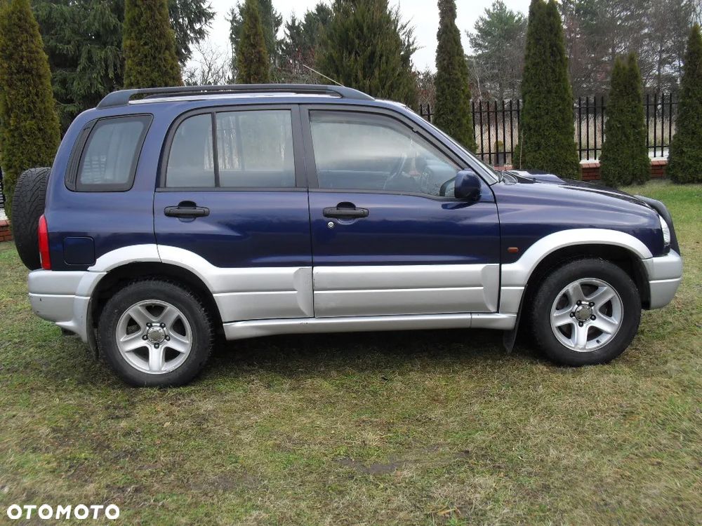 Suzuki Grand Vitara 2.0 HDi - 24