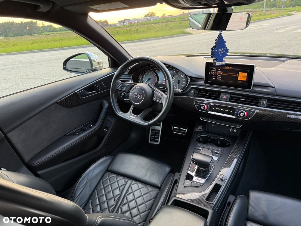 Audi S4 Limousine - 23