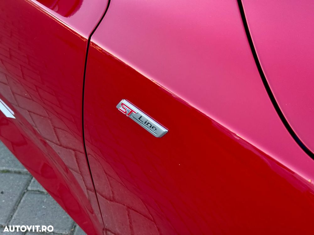 Ford Focus 1.0 EcoBoost Hybrid Aut. ST-LINE X - 10