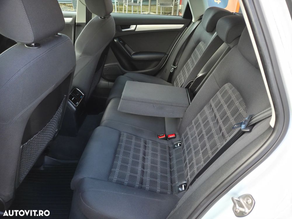 Audi A4 2.0 TDI DPF multitronic S line Sportpaket - 10