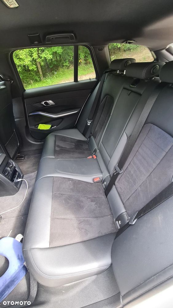 BMW Seria 3 320d M Sport - 19