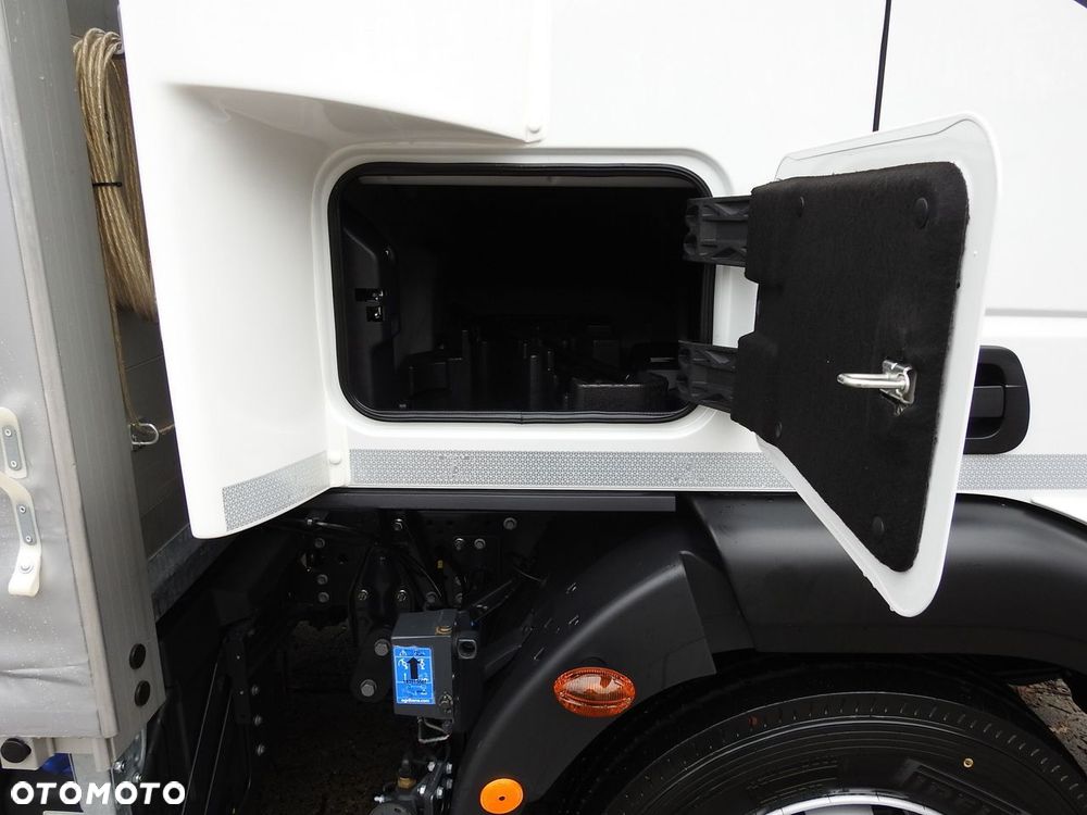 Iveco EUROCARGO 120-250 NOWY PLANDEKA WINDA 18 PALET WEBASTO KLIMATYZACJA TEMPOMAT LEDY PNEUMATYKA AUTOMAT 250KM - 21