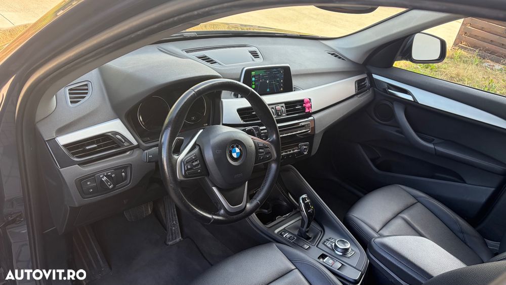 BMW X1 xDrive20i AT - 11