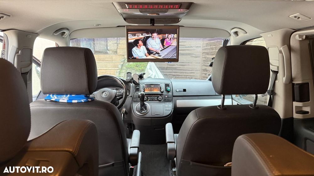 Volkswagen Multivan - 25