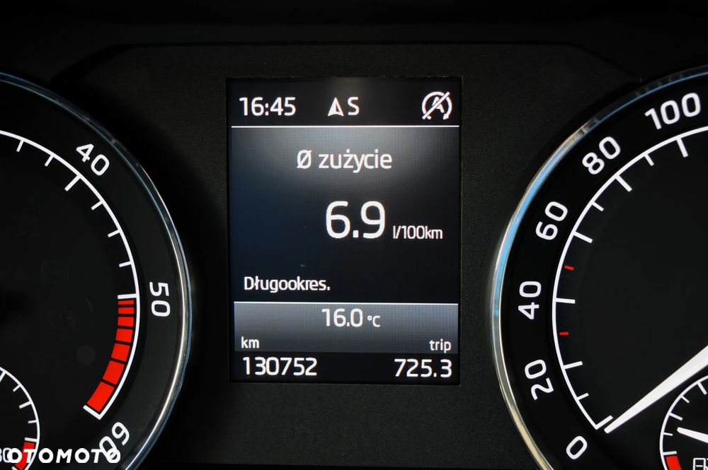 Skoda Superb 1.6 TDI GreenLine - 39