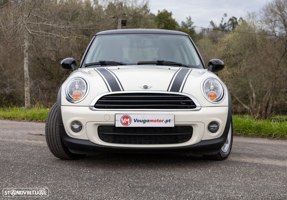 MINI 3 Portas One D - 24