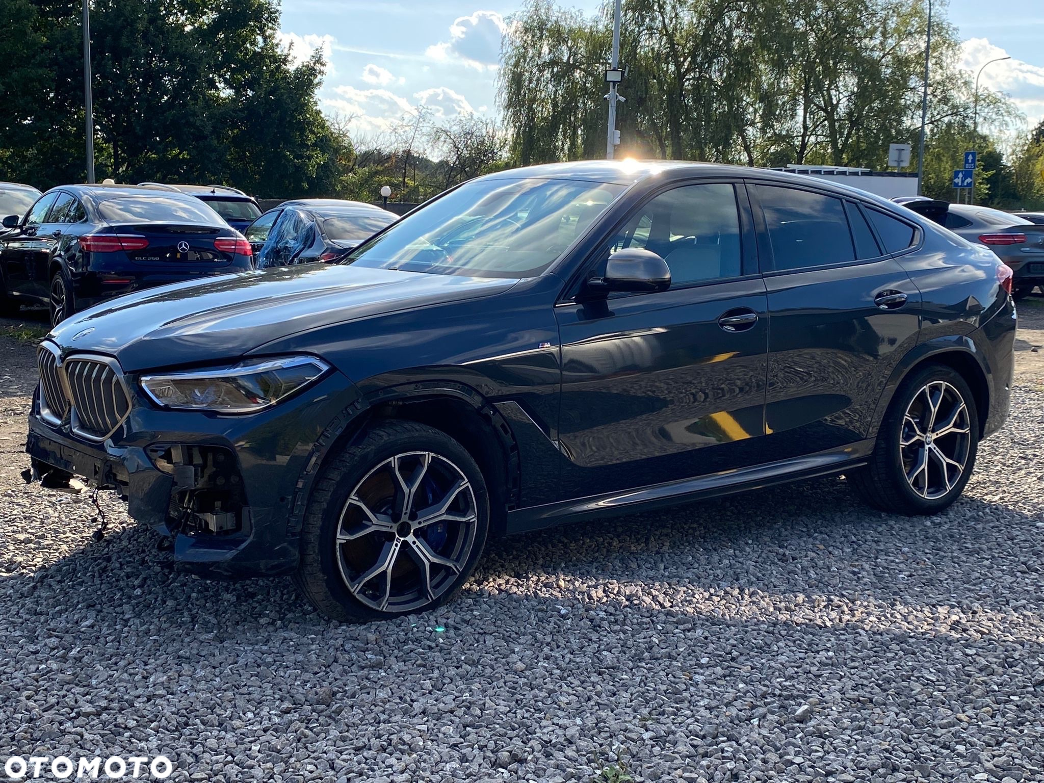 BMW X6 M50i - 10
