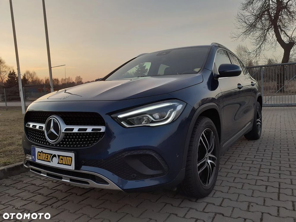 Mercedes-Benz GLA 200 Progressive - 3