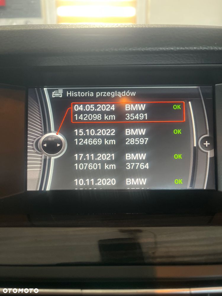 BMW Seria 5 528i xDrive Luxury Line - 23