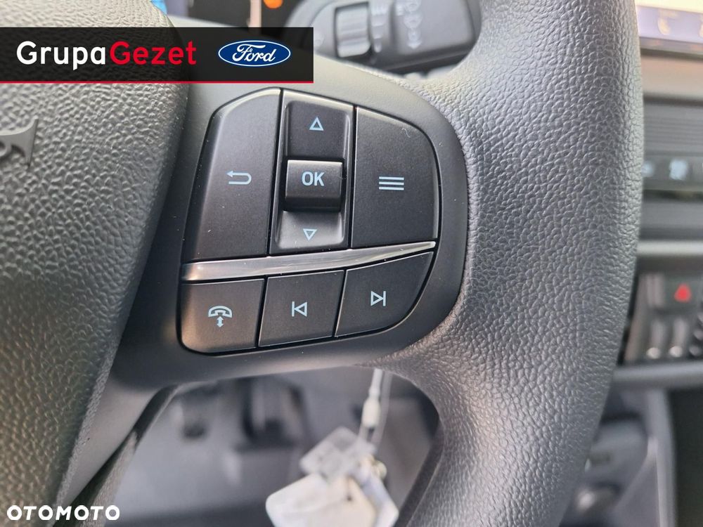 Ford Transit Courier - 8