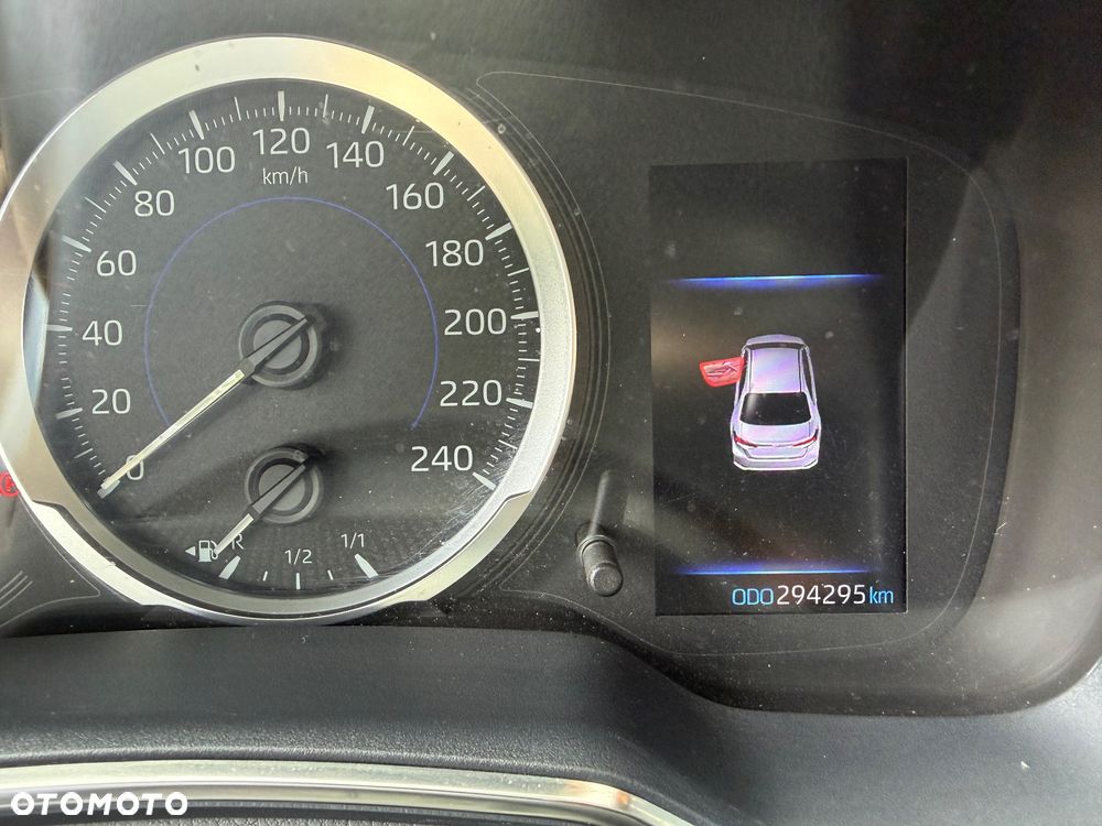 Toyota Corolla 1.8 Hybrid Comfort - 16