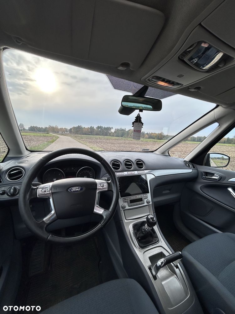 Ford Galaxy - 5