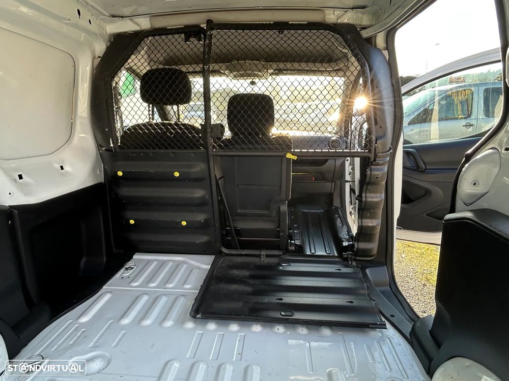 Citroën Berlingo 1.6HDI 3Lug. Longa - 15