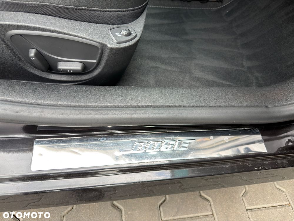 Renault Laguna 2.0 T Bose Edition - 24