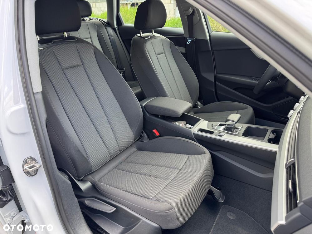 Audi A4 Avant 30 TDI S tronic advanced - 21
