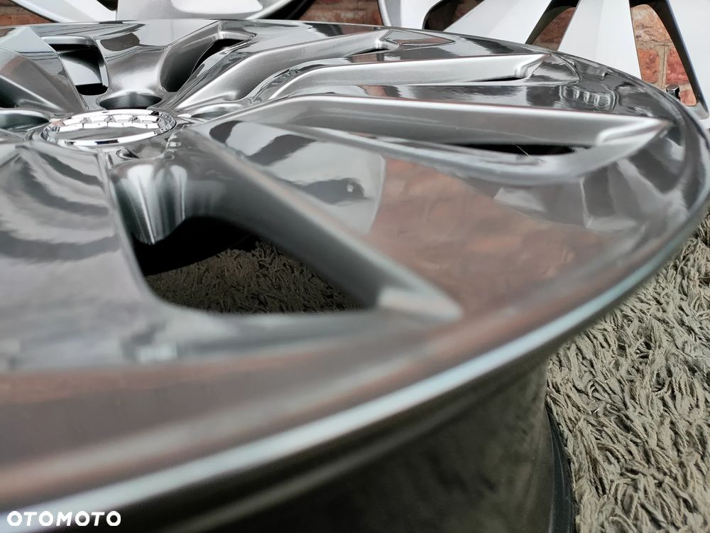 Oryginalne felgi 19 Audi 5x112 Q5 Hybrid hybryda alufelgi A4 A6 A8 A5 A7 Q3 Volkswagen Passat CC Touran Tiguan Skoda Superb Kamiq Karoq Seat Tarraco Mercedes 8j ET39 66.6mm SUV 4x4 OE OEM 8R0601025AB - 24