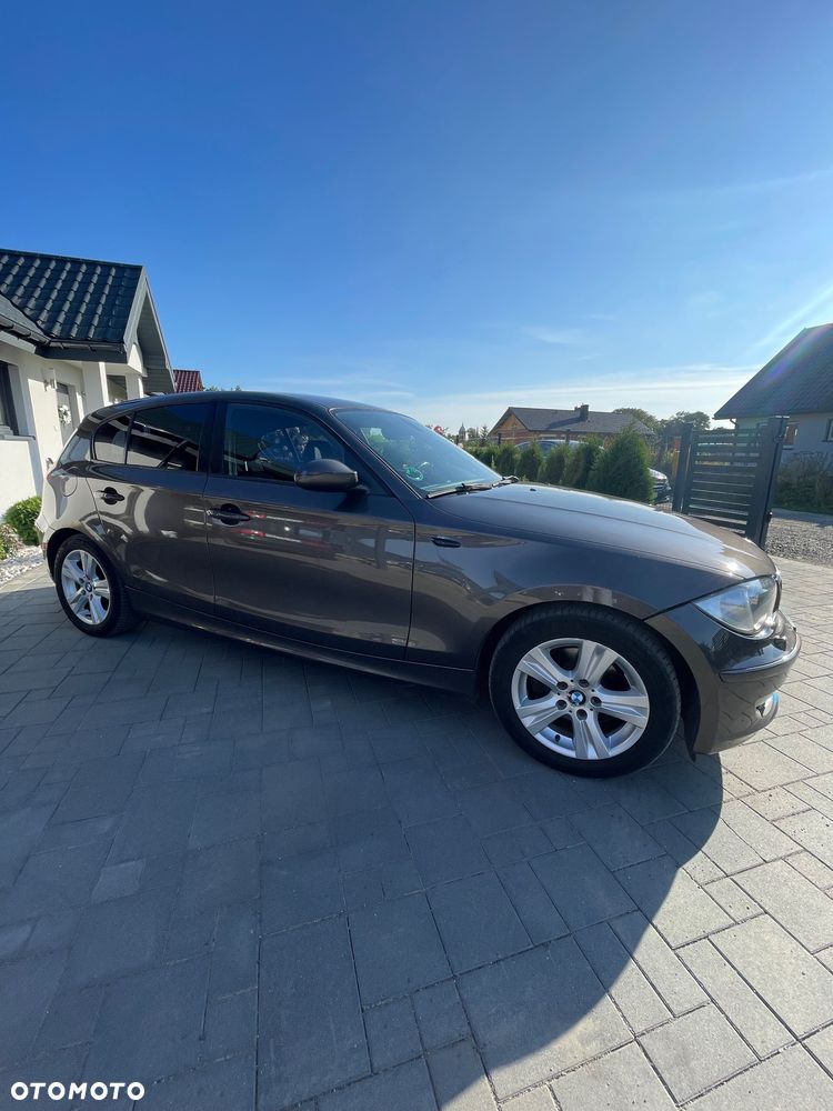 BMW Seria 1 118i Edition Sport - 10