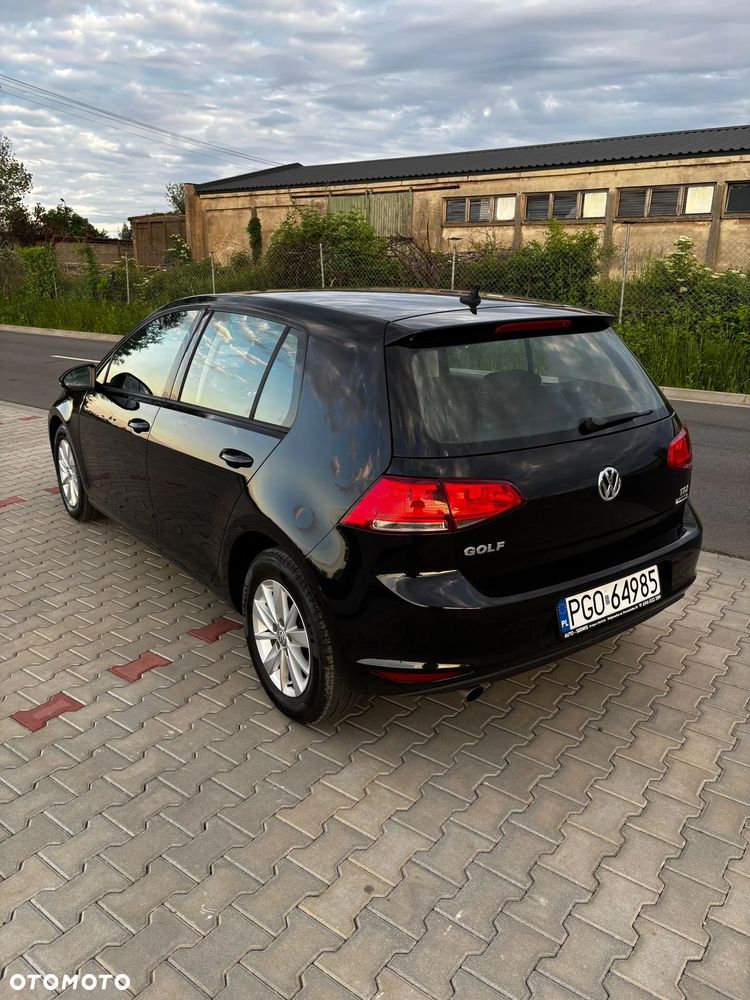 Volkswagen Golf 1.6 TDI BMT Highline - 23