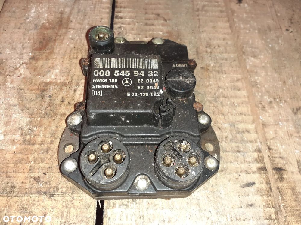 Mercedes W124 Moduł Zapłonowy Zapłonu - 1
