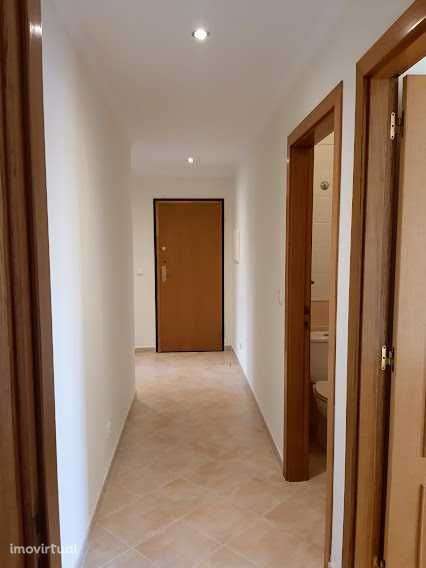 Apartamento T2 / Pretas do Morgado / Povoa de Santa Iria - Grande imagem: 3/12