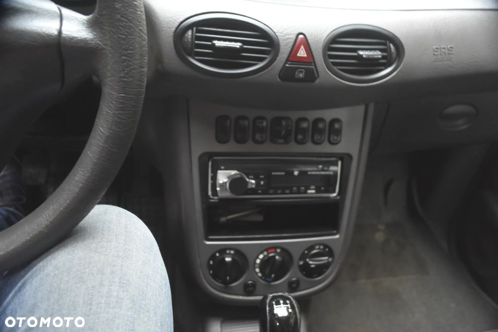 Mercedes-Benz Klasa A 140 Classic - 15