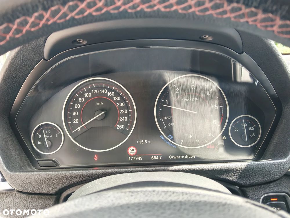 BMW Seria 3 320d Sport Line - 3